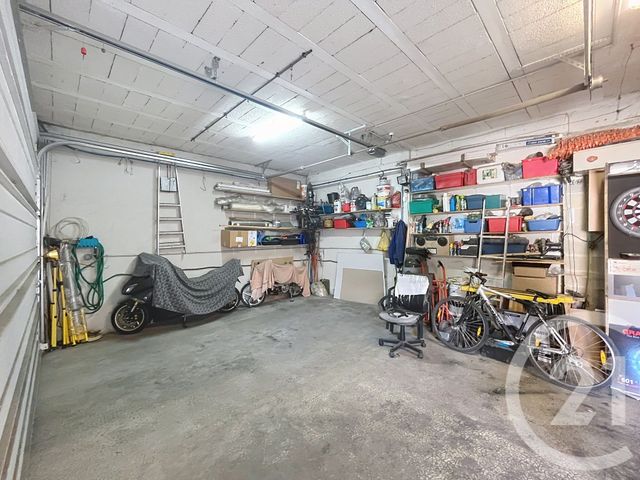 Appartement F4 à vendre - 4 pièces - 90.0 m2 - EPERNAY - 51 - CHAMPAGNE-ARDENNE - Century 21 Martinot Immobilier