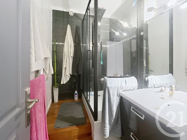 Appartement F4 à vendre - 4 pièces - 90.0 m2 - EPERNAY - 51 - CHAMPAGNE-ARDENNE - Century 21 Martinot Immobilier