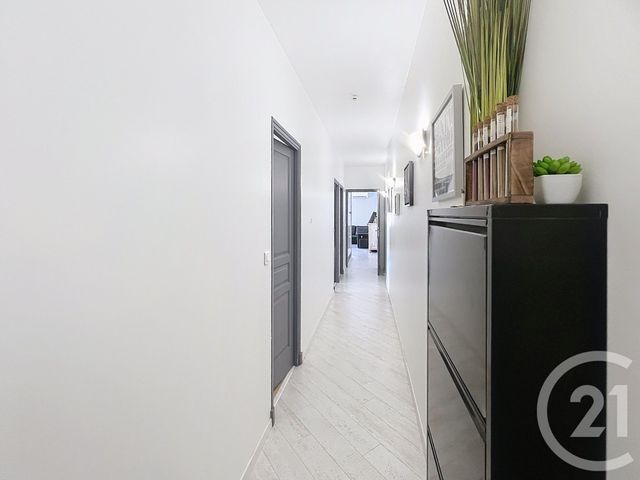 Appartement F4 à vendre - 4 pièces - 90.0 m2 - EPERNAY - 51 - CHAMPAGNE-ARDENNE - Century 21 Martinot Immobilier