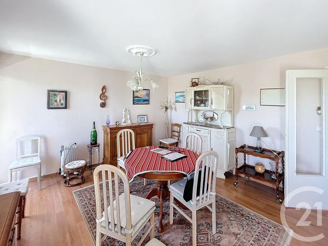 Appartement F2 à vendre - 2 pièces - 59.0 m2 - EPERNAY - 51 - CHAMPAGNE-ARDENNE - Century 21 Martinot Immobilier