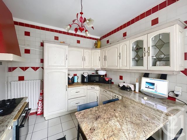 Afficher la photo en grand maison à vendre - 7 pièces - 176.8 m2 - EPERNAY - 51 - CHAMPAGNE-ARDENNE - Century 21 Martinot Immobilier