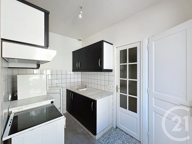 Appartement F2 à vendre - 2 pièces - 36.71 m2 - EPERNAY - 51 - CHAMPAGNE-ARDENNE - Century 21 Martinot Immobilier