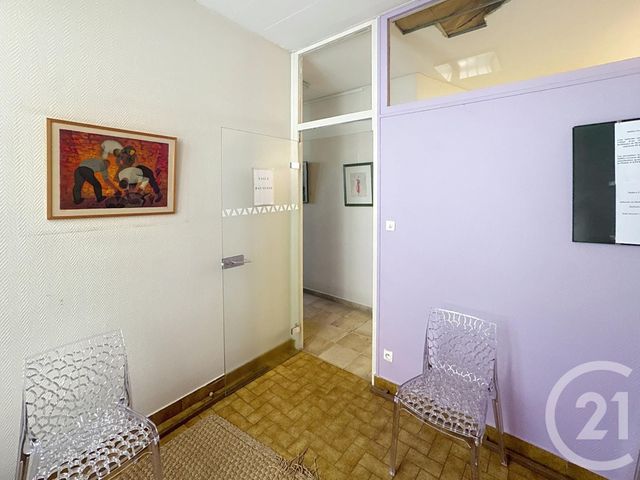 Appartement Local à louer - 5 pièces - 70.0 m2 - EPERNAY - 51 - CHAMPAGNE-ARDENNE - Century 21 Martinot Immobilier