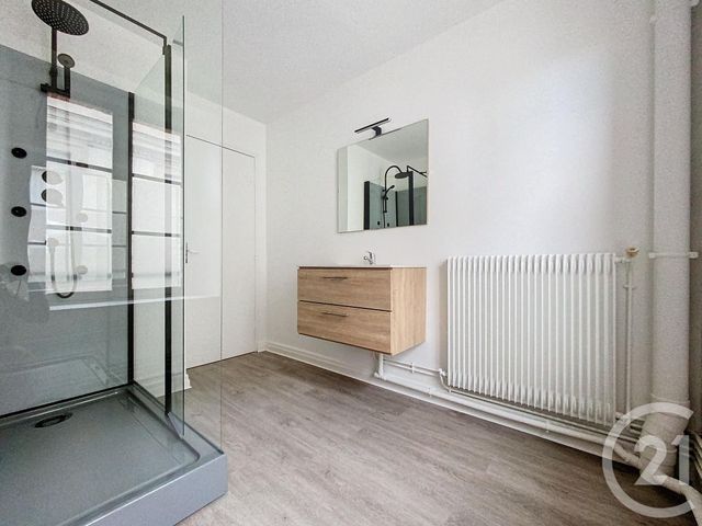 Appartement F3 à louer - 3 pièces - 81.0 m2 - EPERNAY - 51 - CHAMPAGNE-ARDENNE - Century 21 Martinot Immobilier