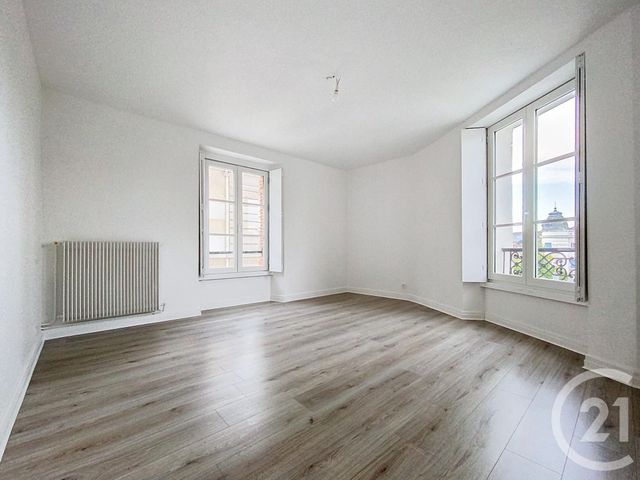 Appartement F3 à louer - 3 pièces - 81.0 m2 - EPERNAY - 51 - CHAMPAGNE-ARDENNE - Century 21 Martinot Immobilier