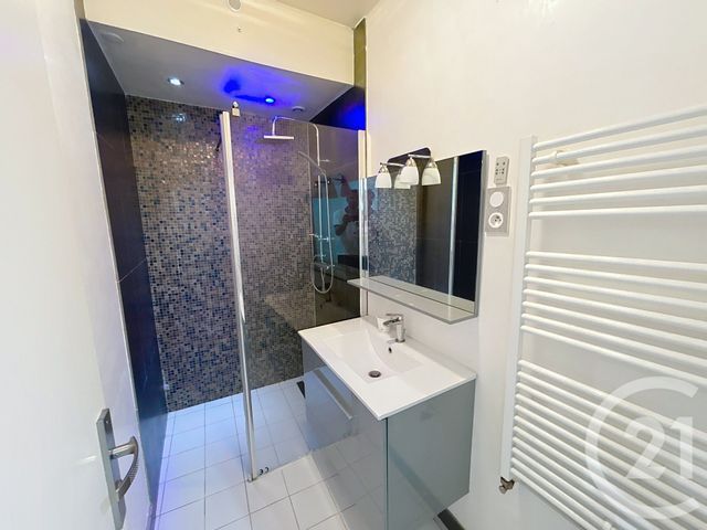 Appartement F4 à vendre - 4 pièces - 110.0 m2 - EPERNAY - 51 - CHAMPAGNE-ARDENNE - Century 21 Martinot Immobilier