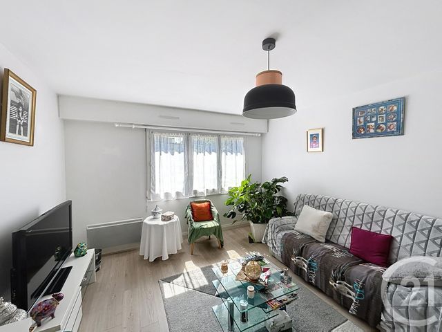 Appartement F2 à vendre - 2 pièces - 51.22 m2 - EPERNAY - 51 - CHAMPAGNE-ARDENNE - Century 21 Martinot Immobilier