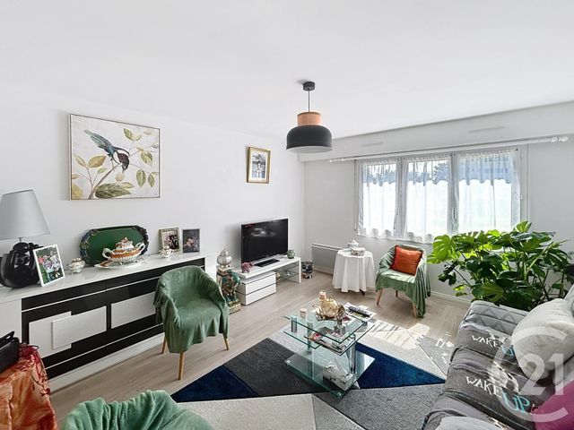 Appartement F2 à vendre - 2 pièces - 51.22 m2 - EPERNAY - 51 - CHAMPAGNE-ARDENNE - Century 21 Martinot Immobilier