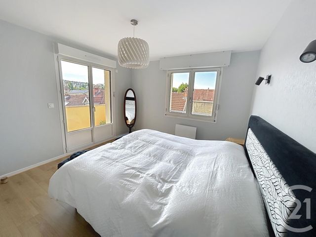 Appartement F4 à vendre - 4 pièces - 105.64 m2 - EPERNAY - 51 - CHAMPAGNE-ARDENNE - Century 21 Martinot Immobilier