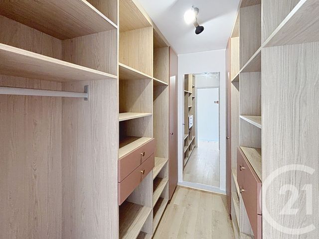 Appartement F4 à vendre - 4 pièces - 105.64 m2 - EPERNAY - 51 - CHAMPAGNE-ARDENNE - Century 21 Martinot Immobilier