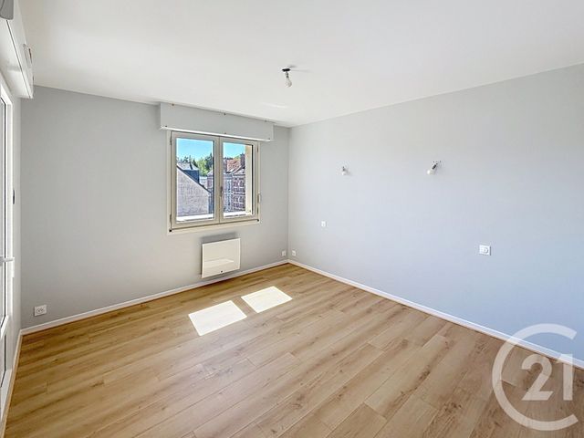 Appartement F4 à vendre - 4 pièces - 105.64 m2 - EPERNAY - 51 - CHAMPAGNE-ARDENNE - Century 21 Martinot Immobilier