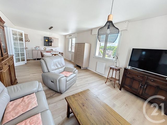 Appartement F4 à vendre - 4 pièces - 105.64 m2 - EPERNAY - 51 - CHAMPAGNE-ARDENNE - Century 21 Martinot Immobilier
