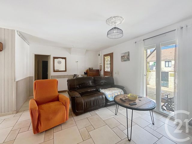 maison à vendre - 7 pièces - 185.5 m2 - MONTMORT LUCY - 51 - CHAMPAGNE-ARDENNE - Century 21 Martinot Immobilier