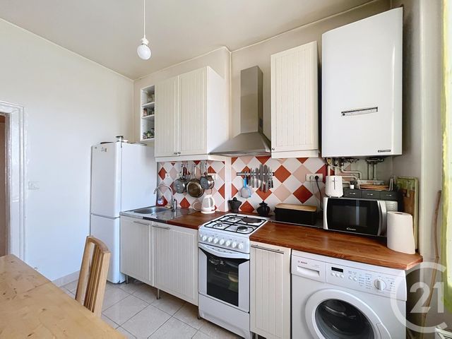 Appartement F2 à vendre - 2 pièces - 47.13 m2 - EPERNAY - 51 - CHAMPAGNE-ARDENNE - Century 21 Martinot Immobilier