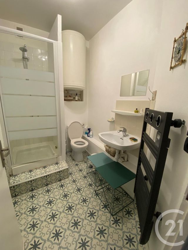 Appartement F1 bis à louer - 2 pièces - 42.34 m2 - EPERNAY - 51 - CHAMPAGNE-ARDENNE - Century 21 Martinot Immobilier