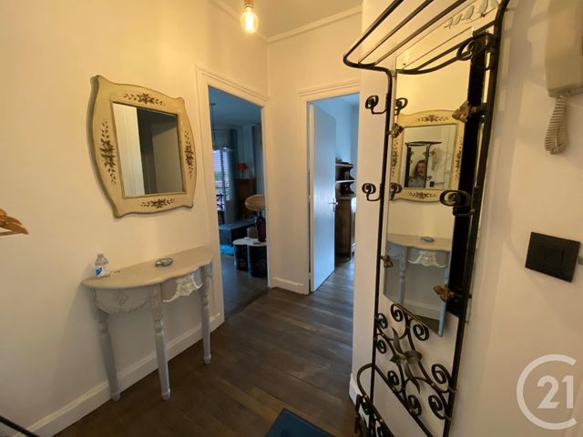 Appartement F1 bis à louer - 2 pièces - 42.34 m2 - EPERNAY - 51 - CHAMPAGNE-ARDENNE - Century 21 Martinot Immobilier