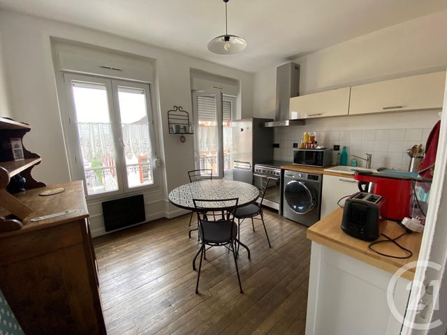 Appartement F1 bis à louer - 2 pièces - 42.34 m2 - EPERNAY - 51 - CHAMPAGNE-ARDENNE - Century 21 Martinot Immobilier