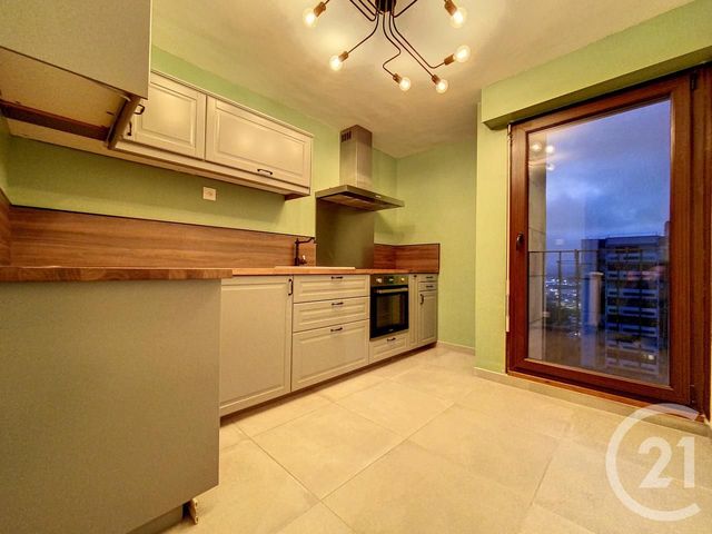 Appartement F3 à louer - 3 pièces - 70.86 m2 - EPERNAY - 51 - CHAMPAGNE-ARDENNE - Century 21 Martinot Immobilier