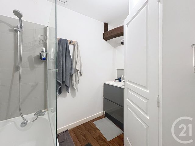 Appartement F3 à vendre - 3 pièces - 56.59 m2 - EPERNAY - 51 - CHAMPAGNE-ARDENNE - Century 21 Martinot Immobilier