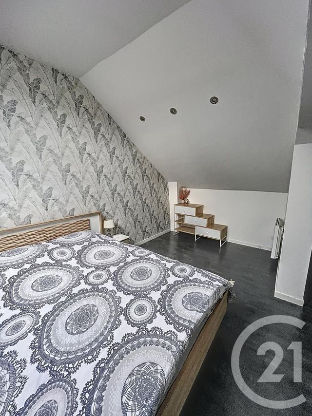 Appartement à vendre - 2 pièces - 53.4 m2 - EPERNAY - 51 - CHAMPAGNE-ARDENNE - Century 21 Martinot Immobilier