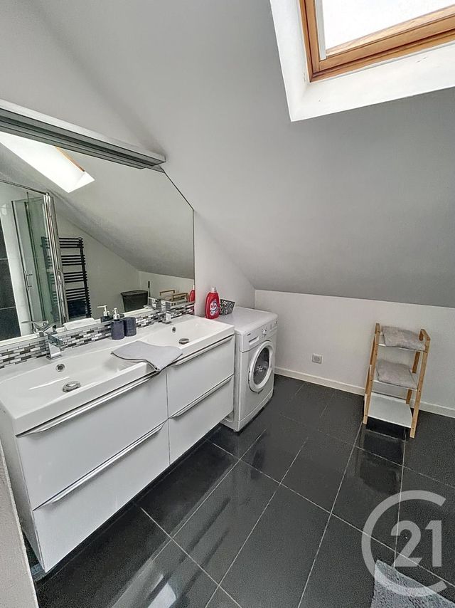 Appartement à vendre - 2 pièces - 53.4 m2 - EPERNAY - 51 - CHAMPAGNE-ARDENNE - Century 21 Martinot Immobilier