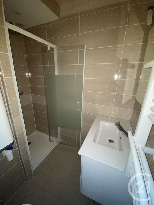 Appartement F2 à louer - 2 pièces - 23.5 m2 - EPERNAY - 51 - CHAMPAGNE-ARDENNE - Century 21 Martinot Immobilier