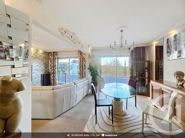 Appartement F5 à vendre - 5 pièces - 103.9 m2 - EPERNAY - 51 - CHAMPAGNE-ARDENNE - Century 21 Martinot Immobilier