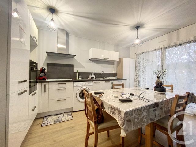 Appartement F2 à louer - 2 pièces - 40.5 m2 - EPERNAY - 51 - CHAMPAGNE-ARDENNE - Century 21 Martinot Immobilier