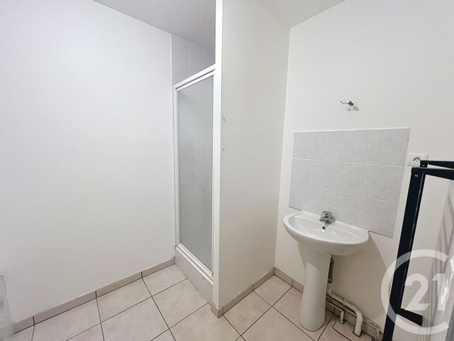 Appartement à louer - 4 pièces - 115.75 m2 - EPERNAY - 51 - CHAMPAGNE-ARDENNE - Century 21 Martinot Immobilier