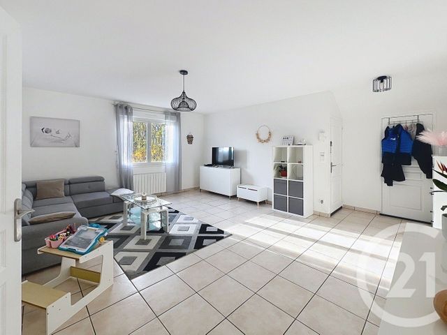 Appartement F4 à louer - 4 pièces - 120.0 m2 - MORANGIS - 51 - CHAMPAGNE-ARDENNE - Century 21 Martinot Immobilier