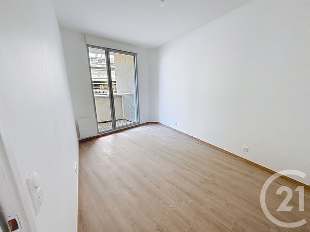 Appartement F2 à vendre - 2 pièces - 51.28 m2 - EPERNAY - 51 - CHAMPAGNE-ARDENNE - Century 21 Martinot Immobilier