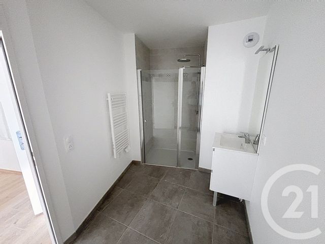 Appartement F3 à vendre - 3 pièces - 70.08 m2 - EPERNAY - 51 - CHAMPAGNE-ARDENNE - Century 21 Martinot Immobilier