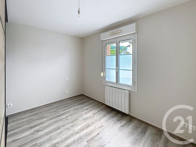 Appartement à louer - 2 pièces - 43.0 m2 - HAUTVILLERS - 51 - CHAMPAGNE-ARDENNE - Century 21 Martinot Immobilier