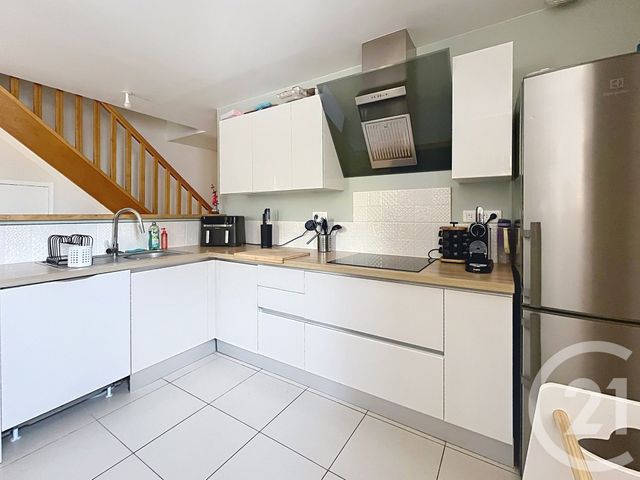 Appartement F5 à vendre - 5 pièces - 118.42 m2 - EPERNAY - 51 - CHAMPAGNE-ARDENNE - Century 21 Martinot Immobilier