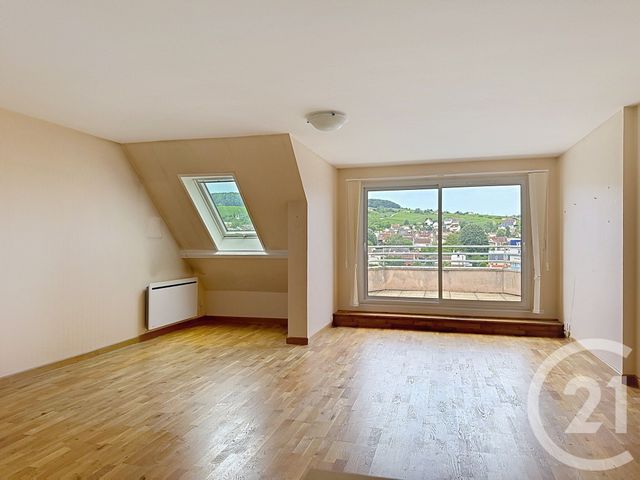 Appartement F4 à vendre - 4 pièces - 87.34 m2 - EPERNAY - 51 - CHAMPAGNE-ARDENNE - Century 21 Martinot Immobilier