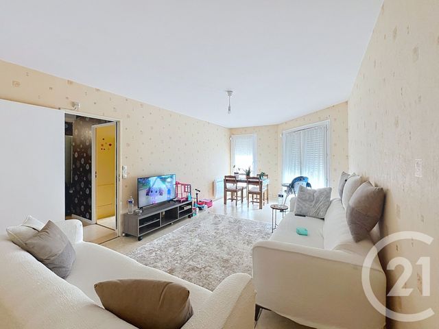Appartement F3 à louer - 3 pièces - 71.0 m2 - EPERNAY - 51 - CHAMPAGNE-ARDENNE - Century 21 Martinot Immobilier