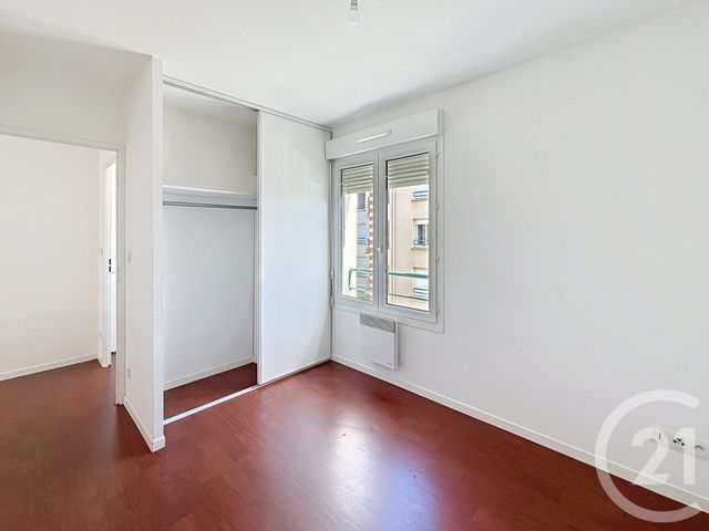 Appartement à louer - 2 pièces - 38.68 m2 - EPERNAY - 51 - CHAMPAGNE-ARDENNE - Century 21 Martinot Immobilier