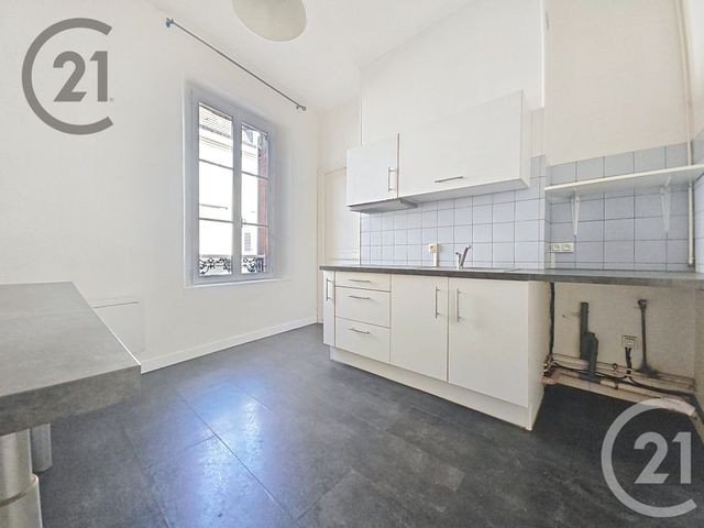 Appartement T2 à vendre - 2 pièces - 42.55 m2 - EPERNAY - 51 - CHAMPAGNE-ARDENNE - Century 21 Martinot Immobilier