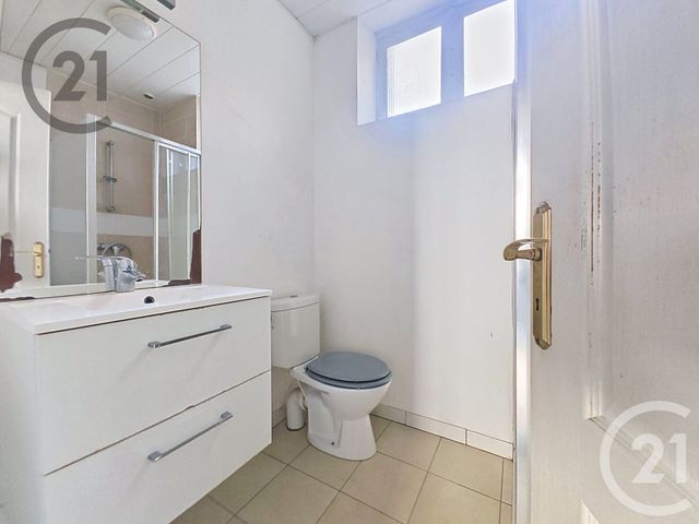 Appartement T2 à vendre - 2 pièces - 42.55 m2 - EPERNAY - 51 - CHAMPAGNE-ARDENNE - Century 21 Martinot Immobilier