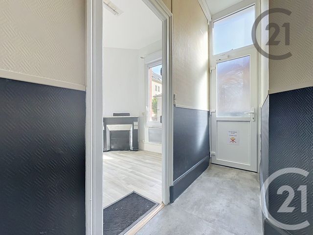 Appartement Local à vendre - 1 pièce - 13.4 m2 - EPERNAY - 51 - CHAMPAGNE-ARDENNE - Century 21 Martinot Immobilier