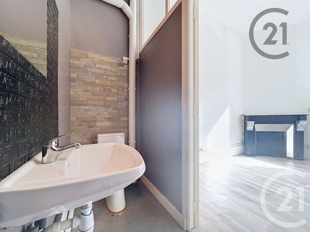 Appartement Local à vendre - 1 pièce - 13.4 m2 - EPERNAY - 51 - CHAMPAGNE-ARDENNE - Century 21 Martinot Immobilier