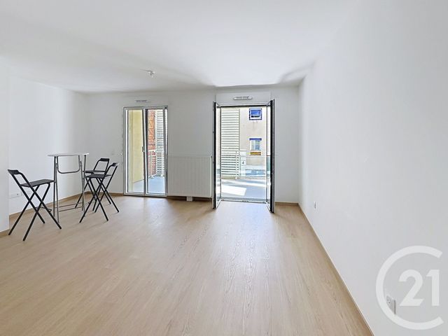 Appartement à louer - 3 pièces - 63.68 m2 - EPERNAY - 51 - CHAMPAGNE-ARDENNE - Century 21 Martinot Immobilier