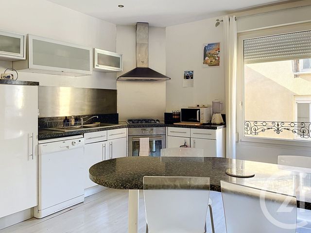 Appartement F4 à vendre - 4 pièces - 112.99 m2 - AY CHAMPAGNE - 51 - CHAMPAGNE-ARDENNE - Century 21 Martinot Immobilier