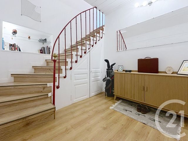 Appartement F4 à vendre - 4 pièces - 112.99 m2 - AY CHAMPAGNE - 51 - CHAMPAGNE-ARDENNE - Century 21 Martinot Immobilier