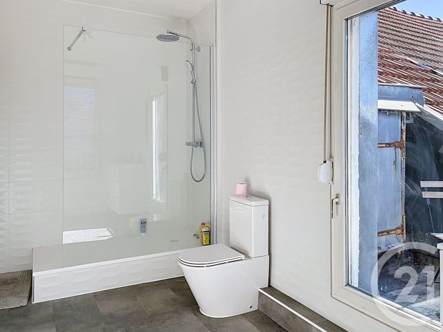 Appartement F4 à vendre - 4 pièces - 112.99 m2 - AY CHAMPAGNE - 51 - CHAMPAGNE-ARDENNE - Century 21 Martinot Immobilier