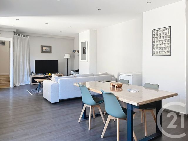 Appartement F4 à vendre - 4 pièces - 112.99 m2 - AY CHAMPAGNE - 51 - CHAMPAGNE-ARDENNE - Century 21 Martinot Immobilier